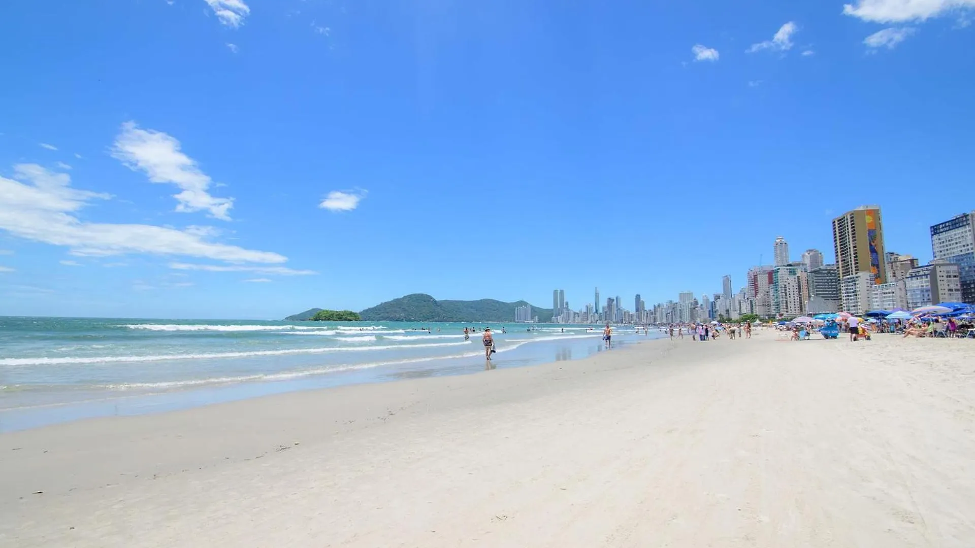 Apto A 200M Da Praia Em Balneario Camboriu Hc1357 ברזיל